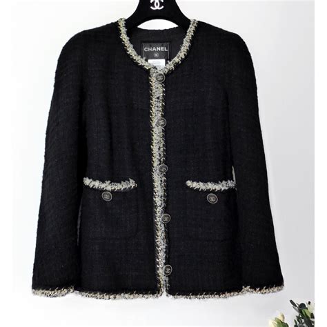 veste en tweed coco chanel|coco chanel tweed jacket history.